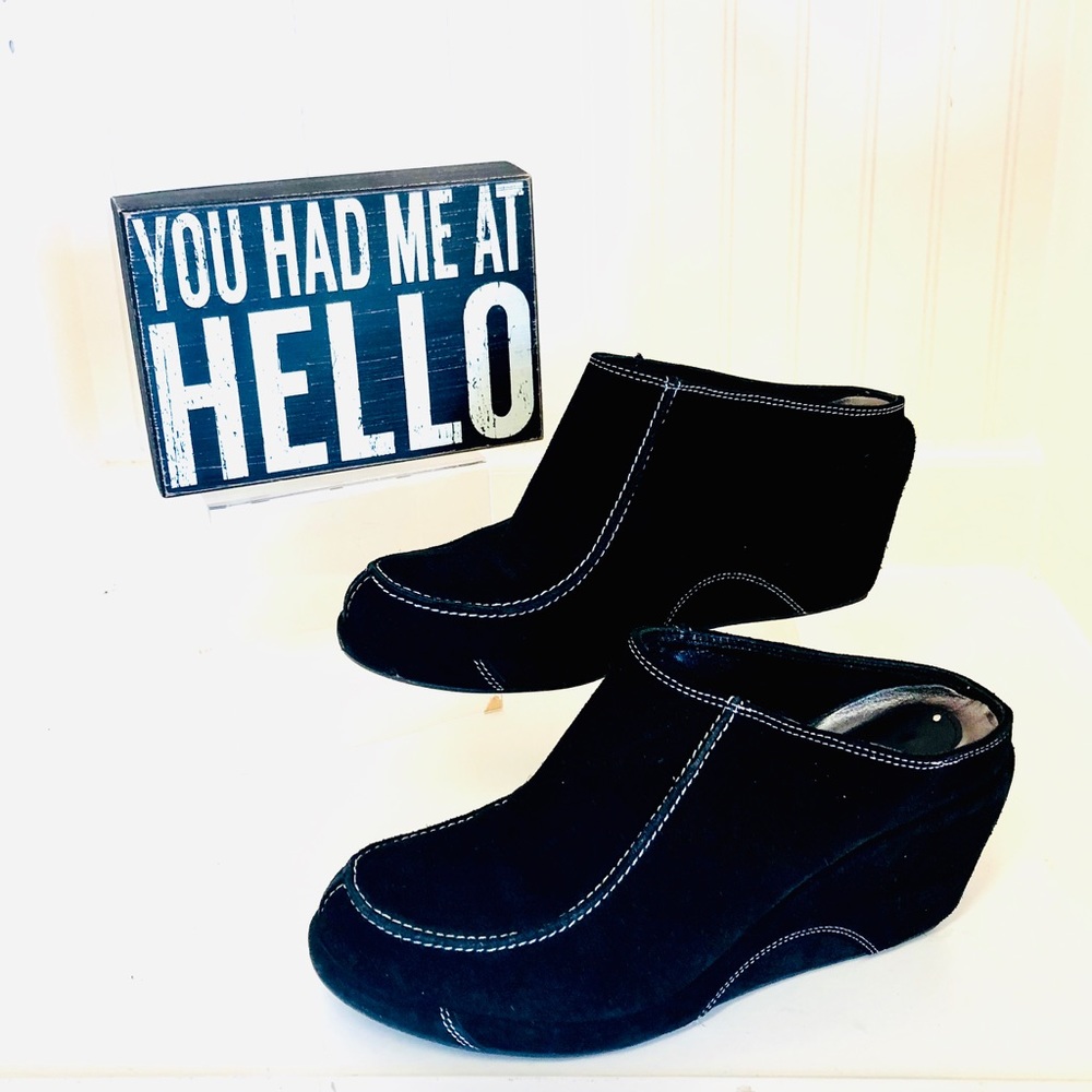Via Spiga Italian black Suede Platform Mule Slip